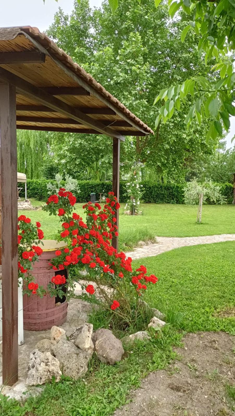 La Vecchia Stalla B&B Narni Exterior foto